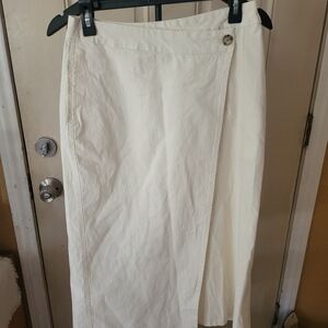 Universal Thread Beige Skirt Size 4